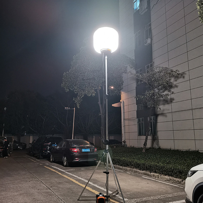 ไฟบอลลูน LED สีขาวสำหรับส่องสว่างในงานอีเวนต์ แบบพกพา กันน้ำ ทาวเวอร์