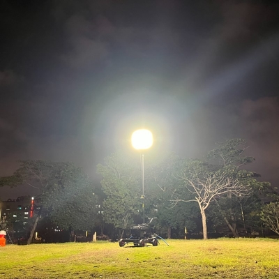 ไฟ LED บอลลูนแบบไร้แสงสะท้อน 360 องศา 60W 100W 120W 320W บนขาตั้งสำหรับไซต์งานก่อสร้าง