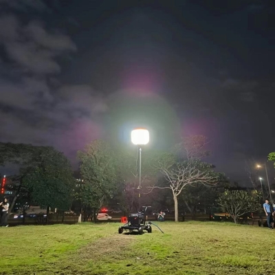 160 lm/w UShineray 100w 220V ไฟทํางานด้วยสแตนด์และอัตราการแสดงสี 80 Ra